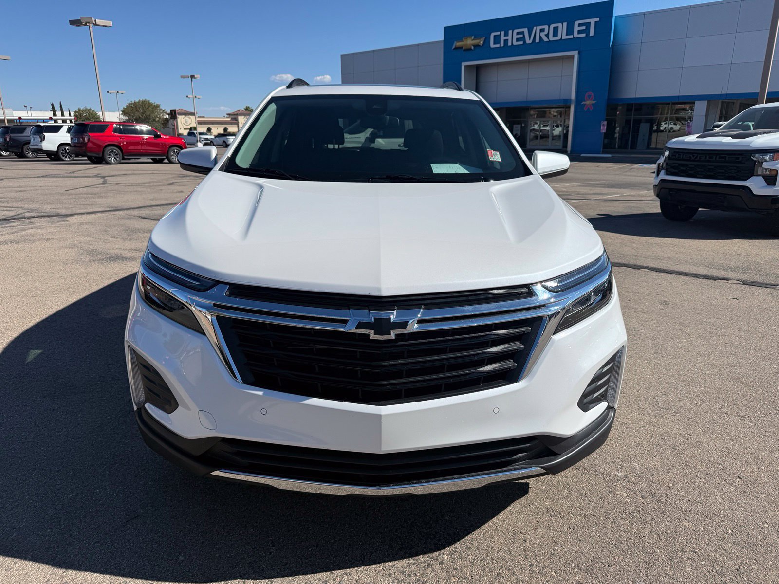 Certified 2024 Chevrolet Equinox LT FWD image 2