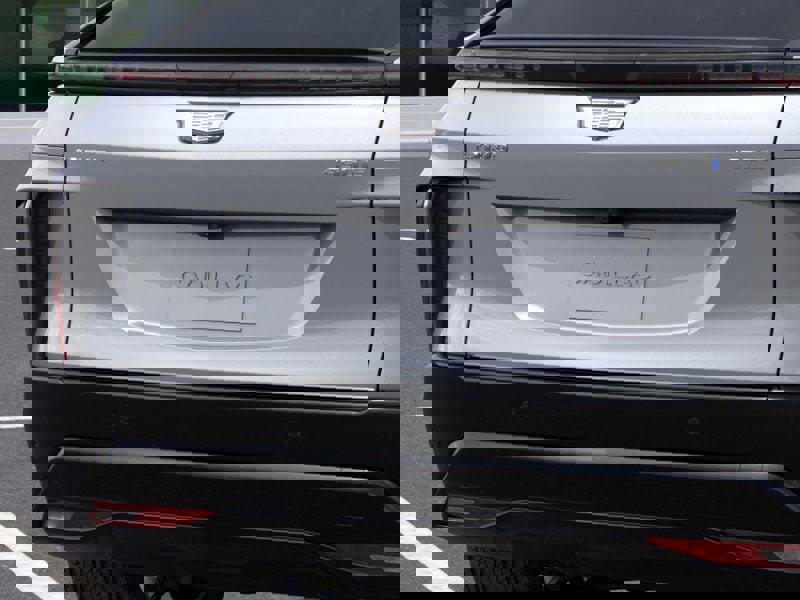 New 2025 Cadillac Lyriq Sport RWD image 38