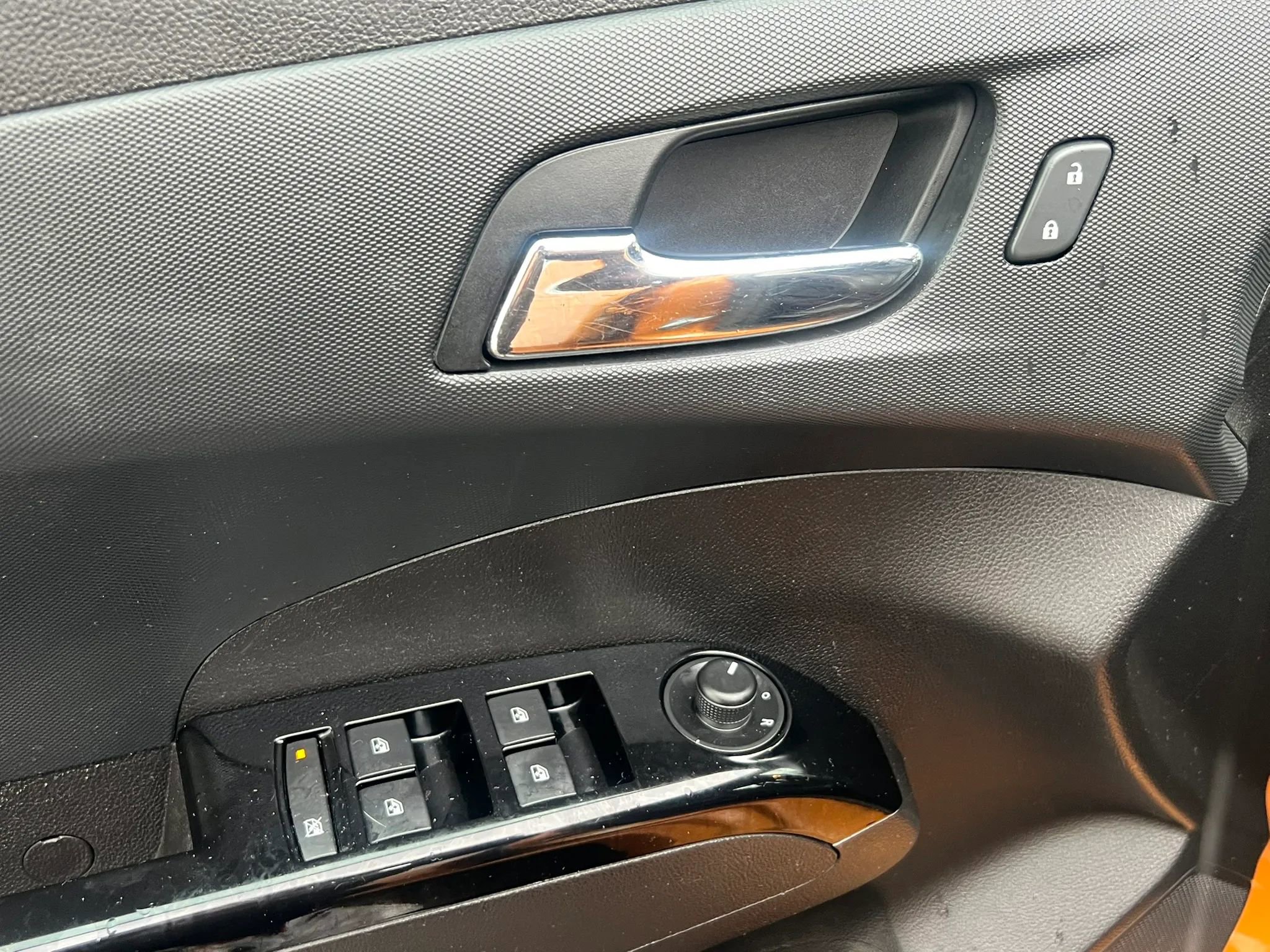 Used 2017 Chevrolet Sonic Premier FWD image 11