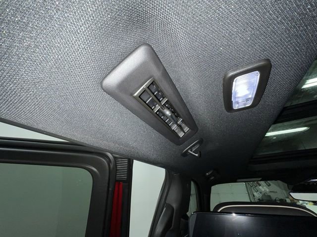 New 2026 Chevrolet Suburban Premier image 22