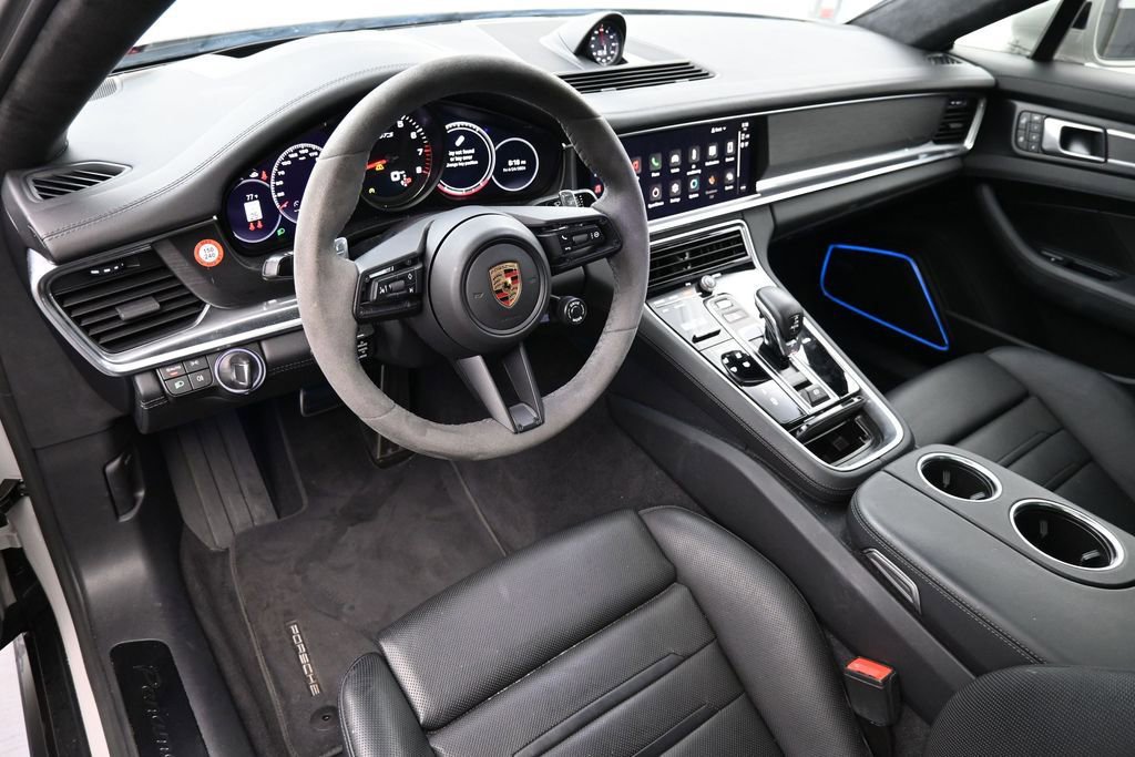 Certified 2023 Porsche Panamera GTS AWD/4WD image 4