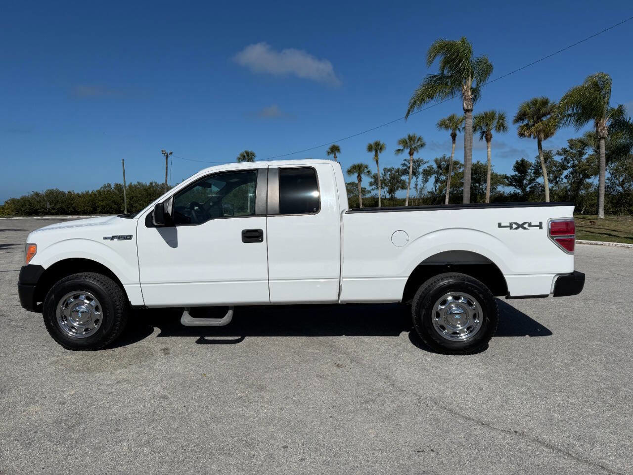 Used 2014 Ford F150 XL w/ Power Equipment Group image 2