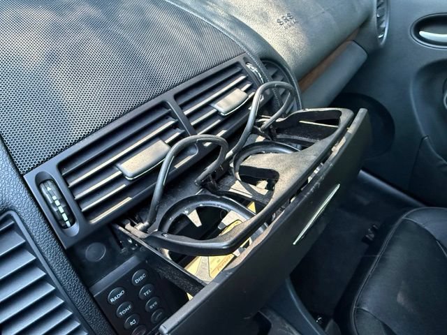 Used 2010 Mercedes-Benz SLK 350 image 33