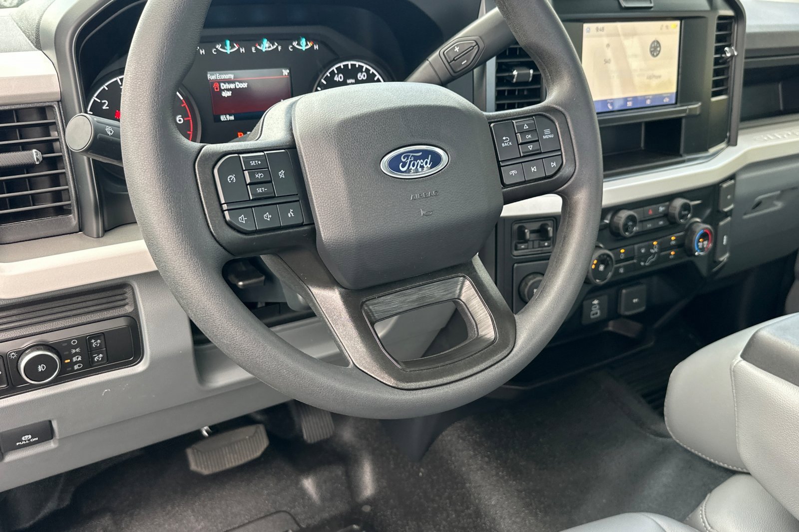 New 2026 Ford F250 XL w/ XL Chrome Package image 13