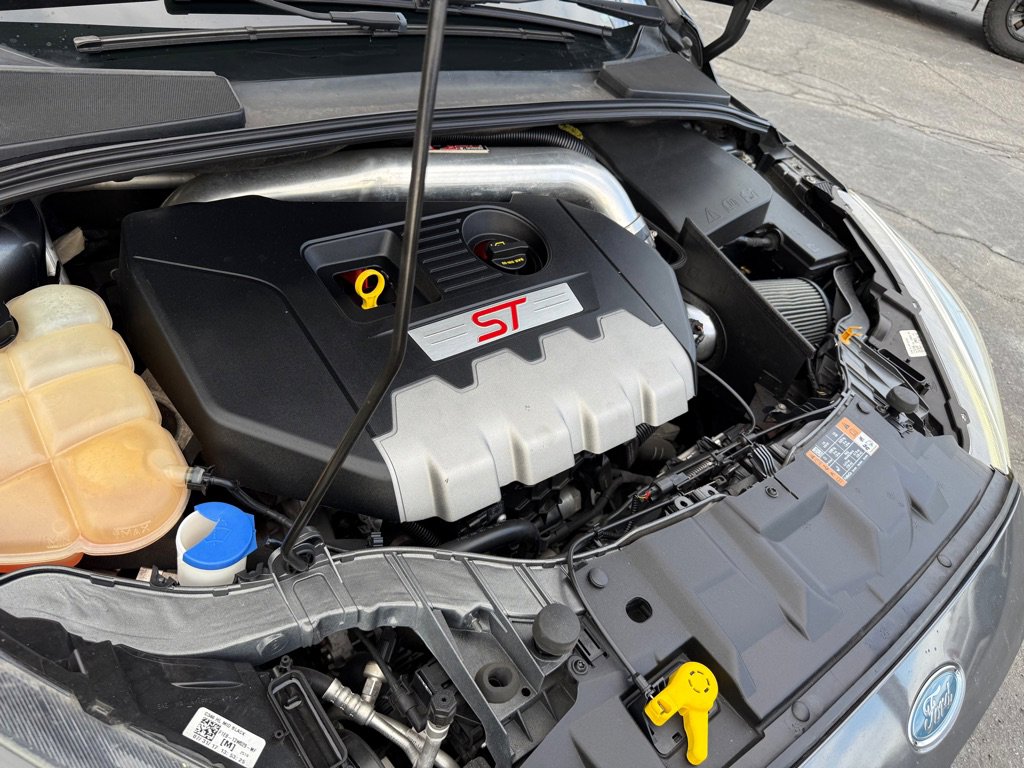 Used 2017 Ford Focus ST image 32