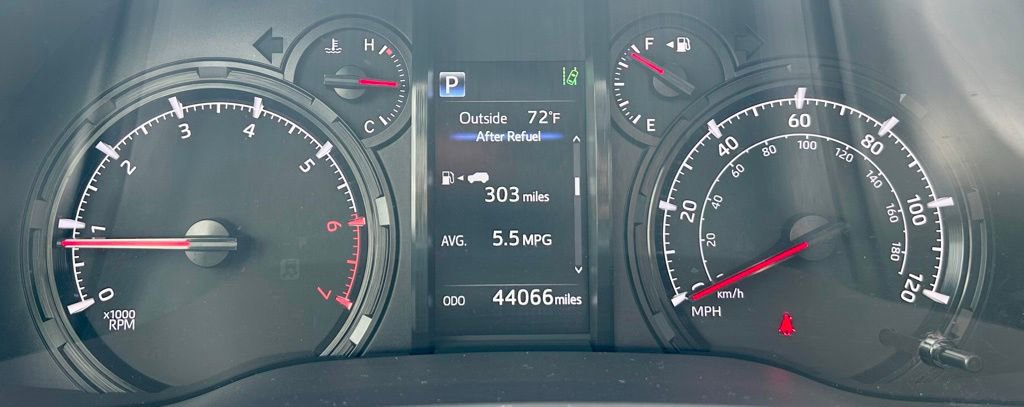 Certified 2024 Toyota 4Runner SR5 Premium w/ Moonroof Package AWD/4WD image 20