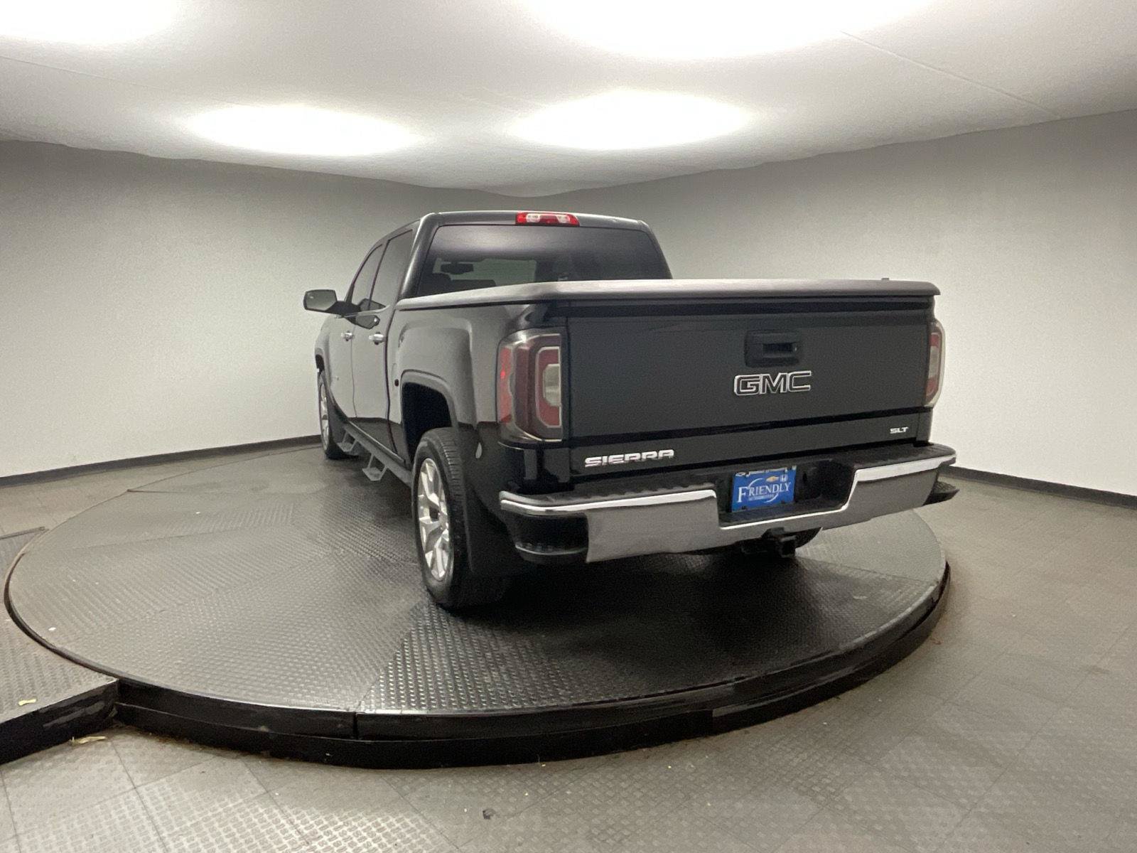 Used 2018 GMC Sierra 1500 SLT w/ SLT Premium Package AWD/4WD image 5