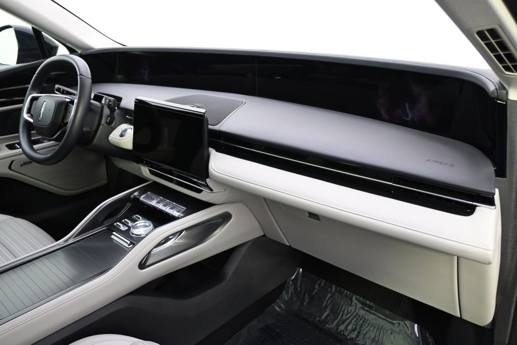 New 2026 Lincoln Nautilus Reserve image 15