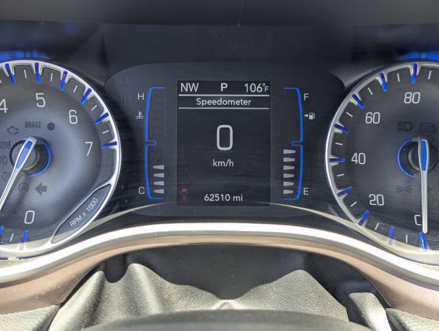 Used 2018 Chrysler Pacifica Touring Plus w/ Tire & Wheel Group FWD image 31