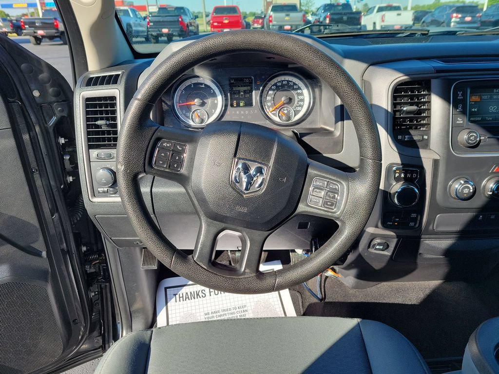Used 2017 RAM 1500 Express w/ Express Value Package AWD/4WD image 13