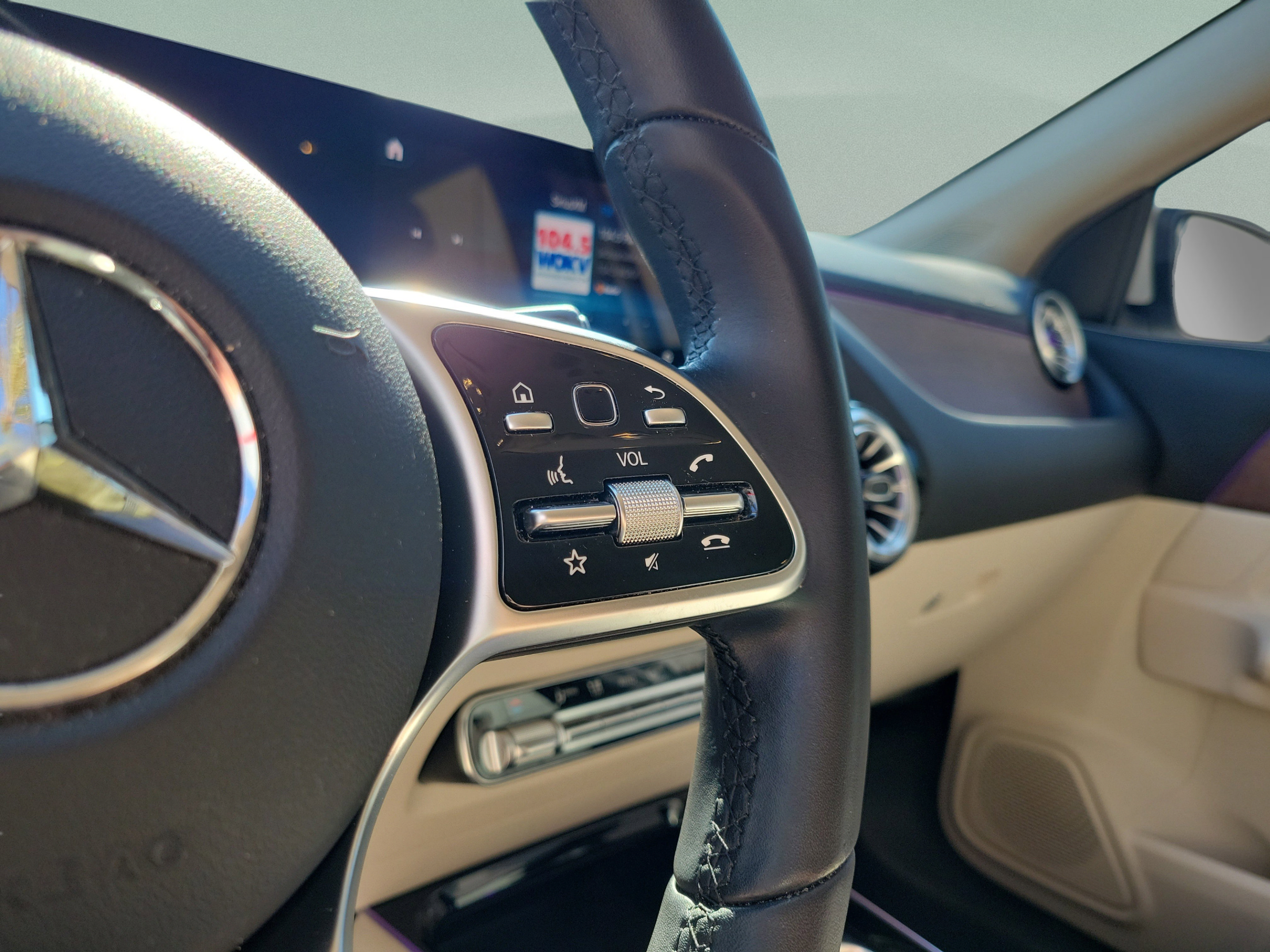 Used 2023 Mercedes-Benz GLA 250 image 19