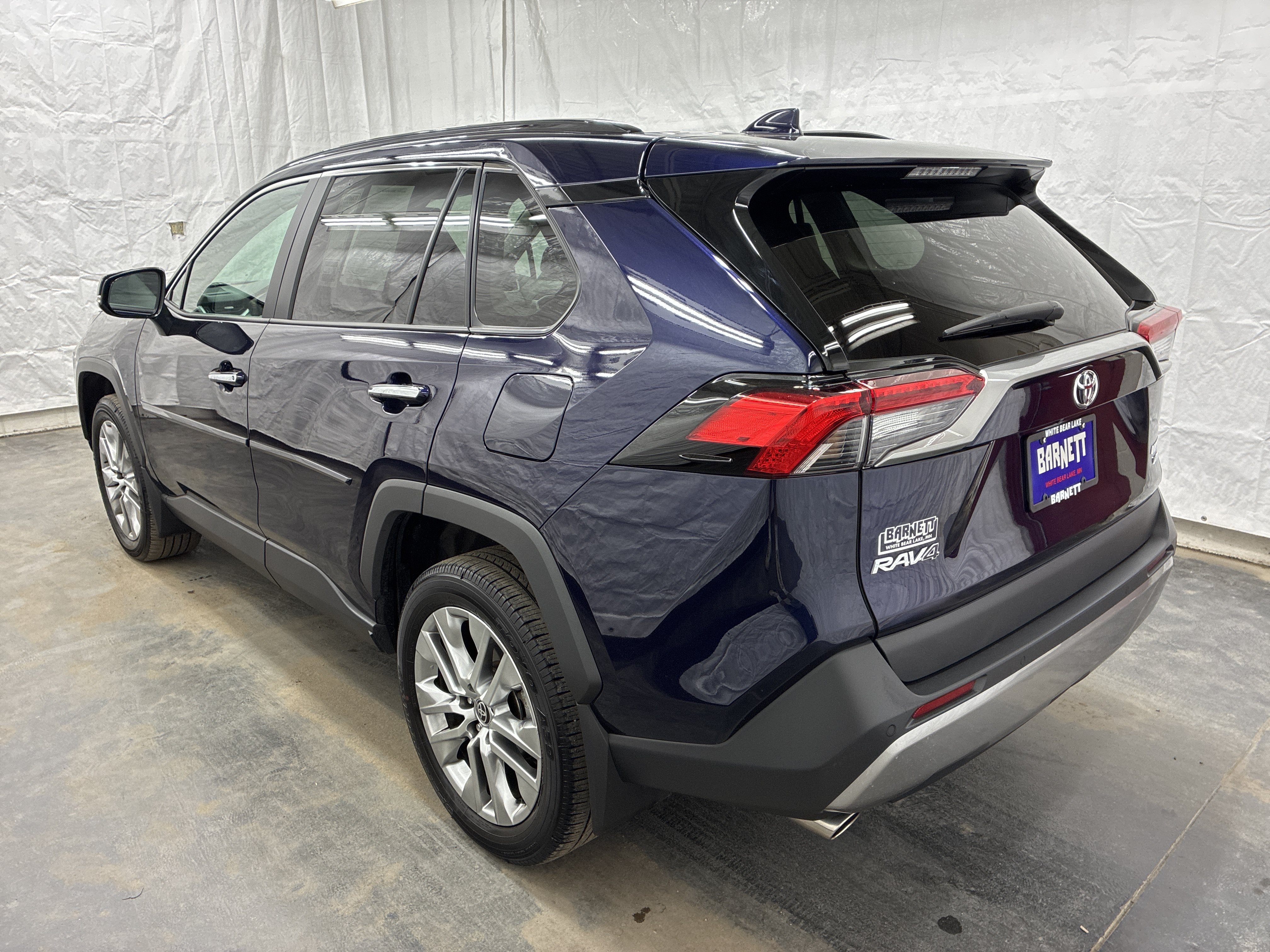 Used 2024 Toyota RAV4 Limited w/ Weather Package AWD/4WD image 4