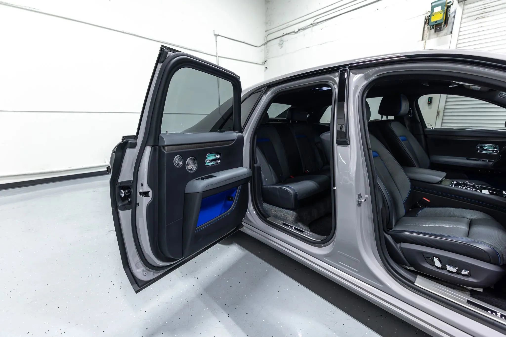 Used 2021 Rolls-Royce Ghost AWD/4WD image 49