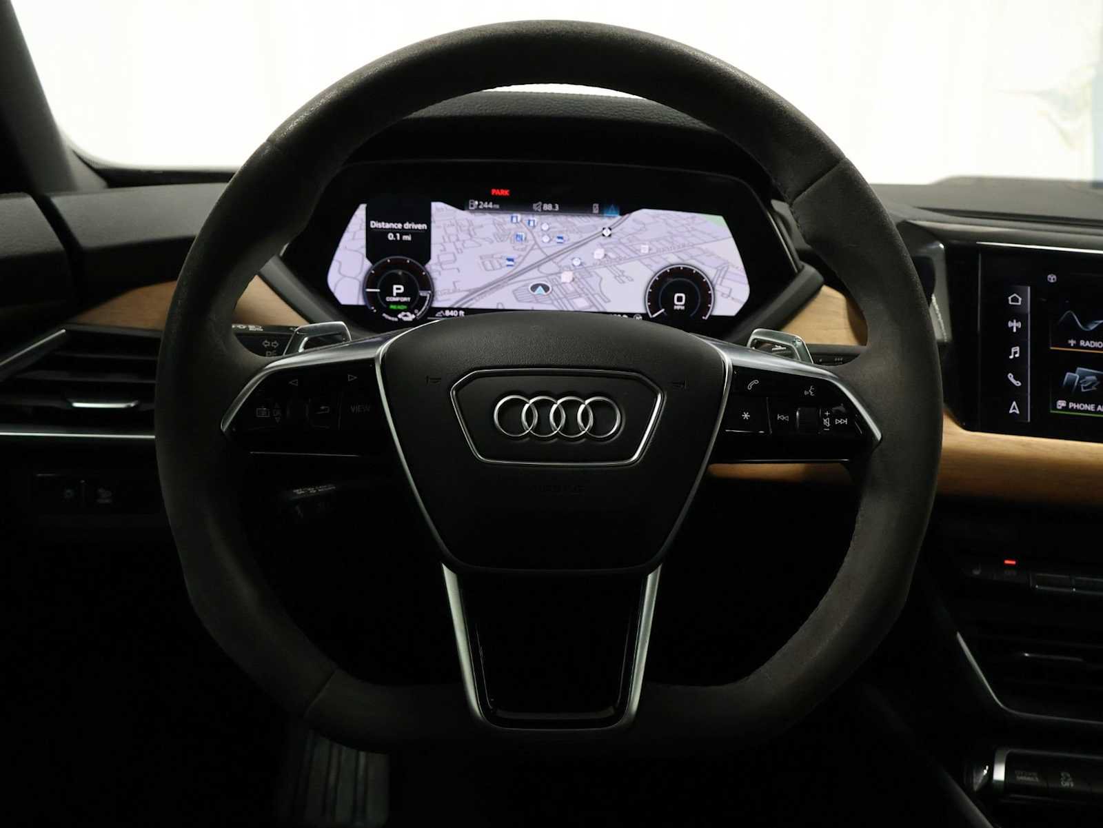 Used 2022 Audi e-tron GT Premium Plus AWD/4WD image 22