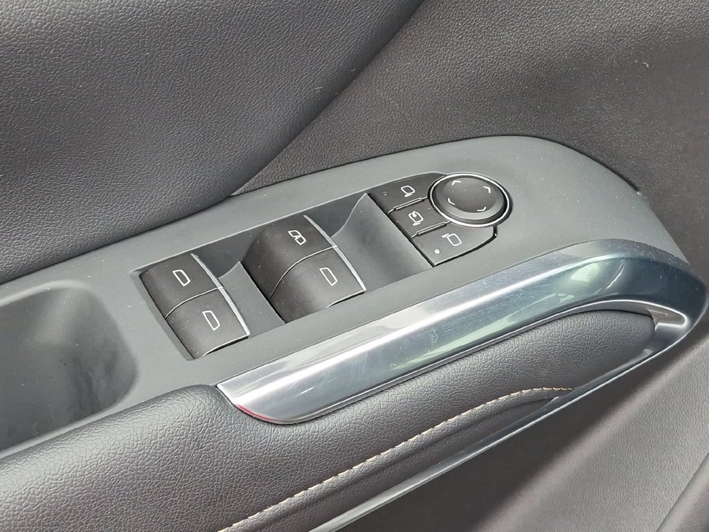 Certified 2026 Chevrolet Traverse High Country w/ LPO, Floor Liner Package AWD/4WD image 16