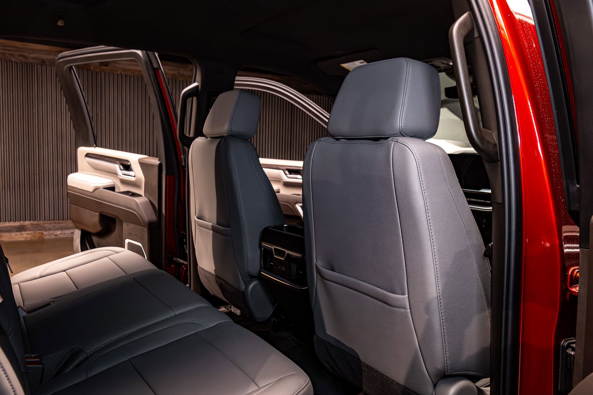 Used 2026 Chevrolet Silverado 3500 LTZ w/ LTZ Convenience Package image 28