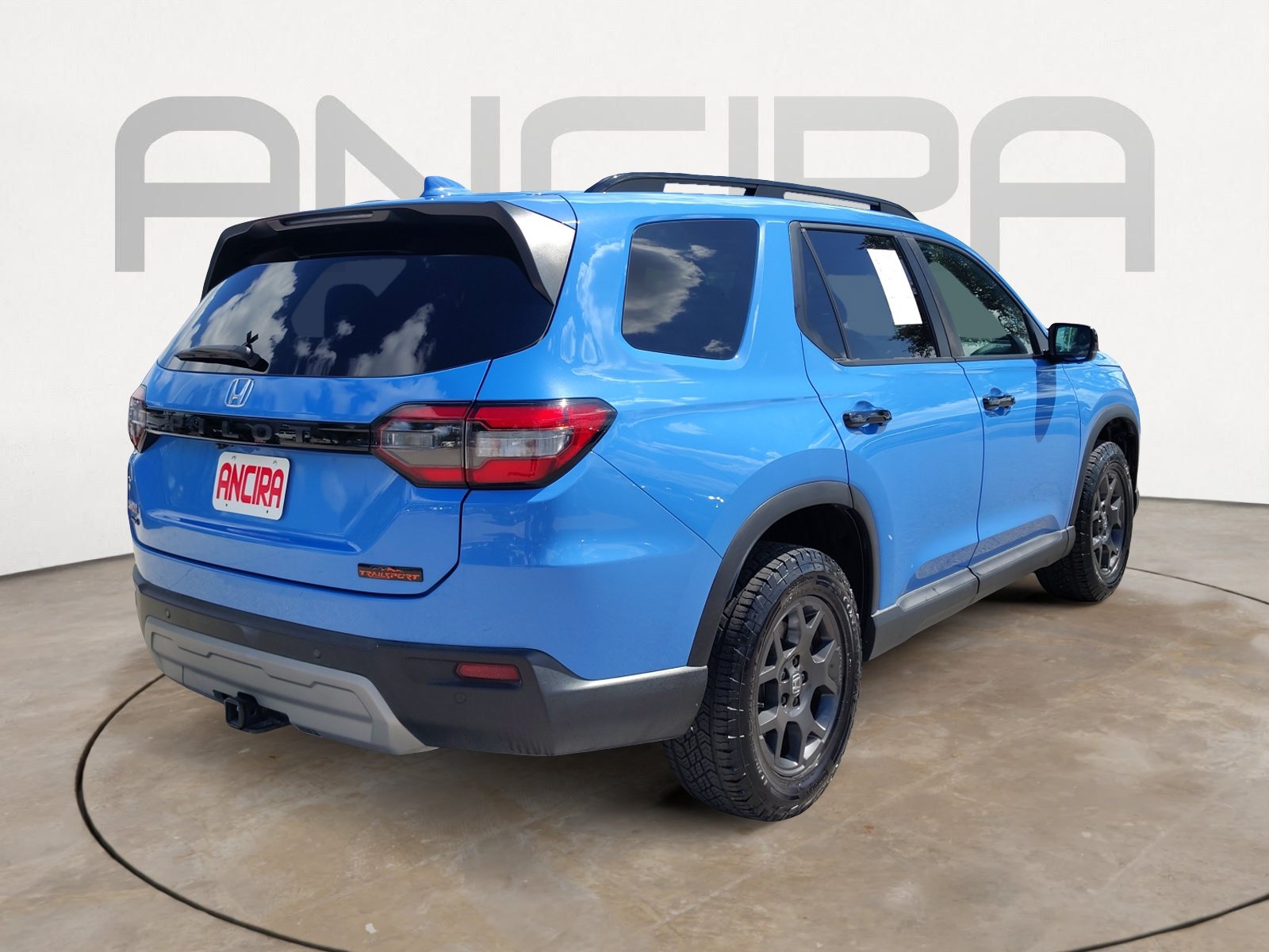 Used 2024 Honda Pilot TrailSport image 11