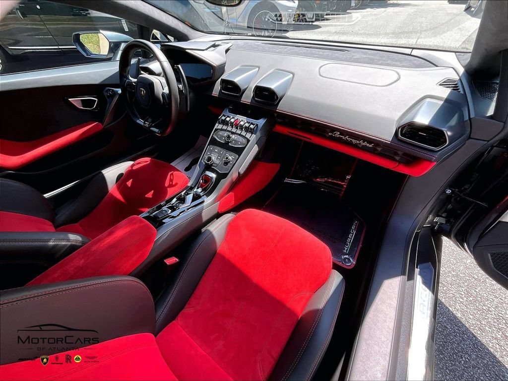Used 2015 Lamborghini Huracan LP 610-4 AWD/4WD image 13