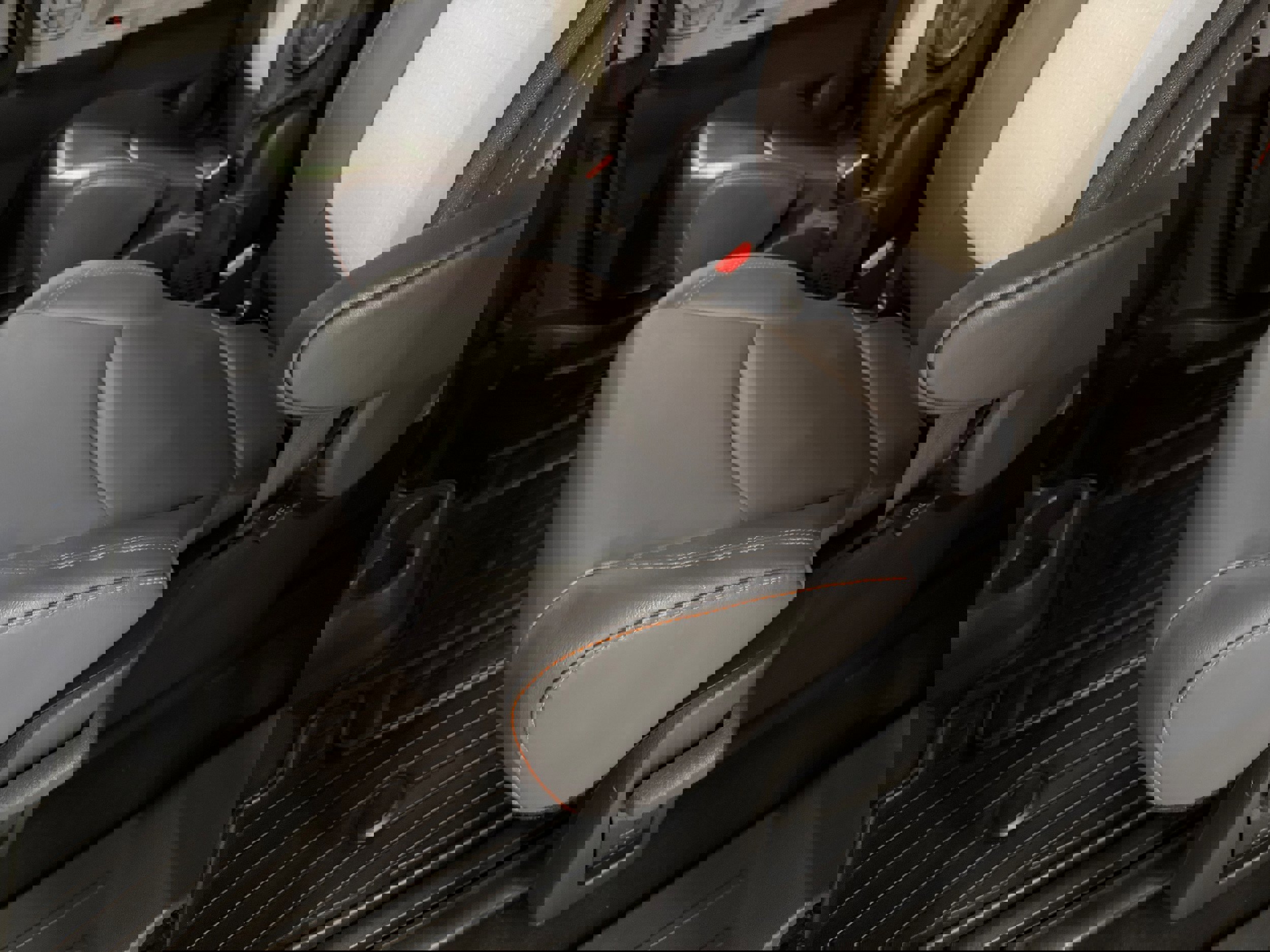 Used 2022 Toyota Sienna XSE w/ XSE Plus Package image 27