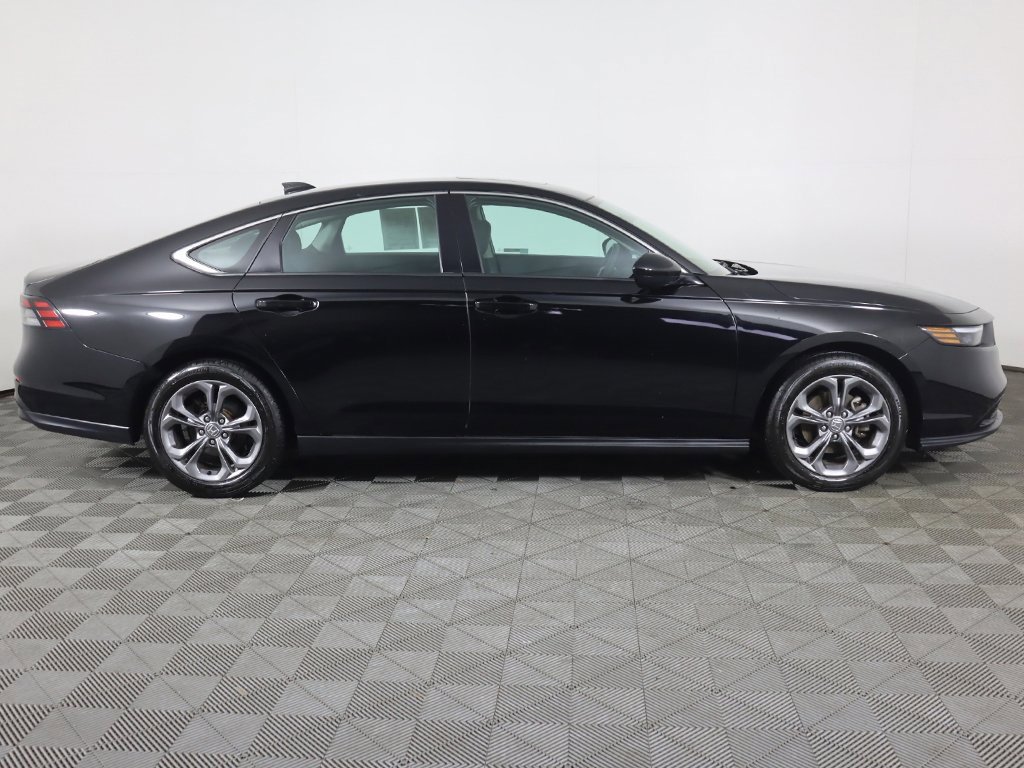 Used 2023 Honda Accord EX image 16