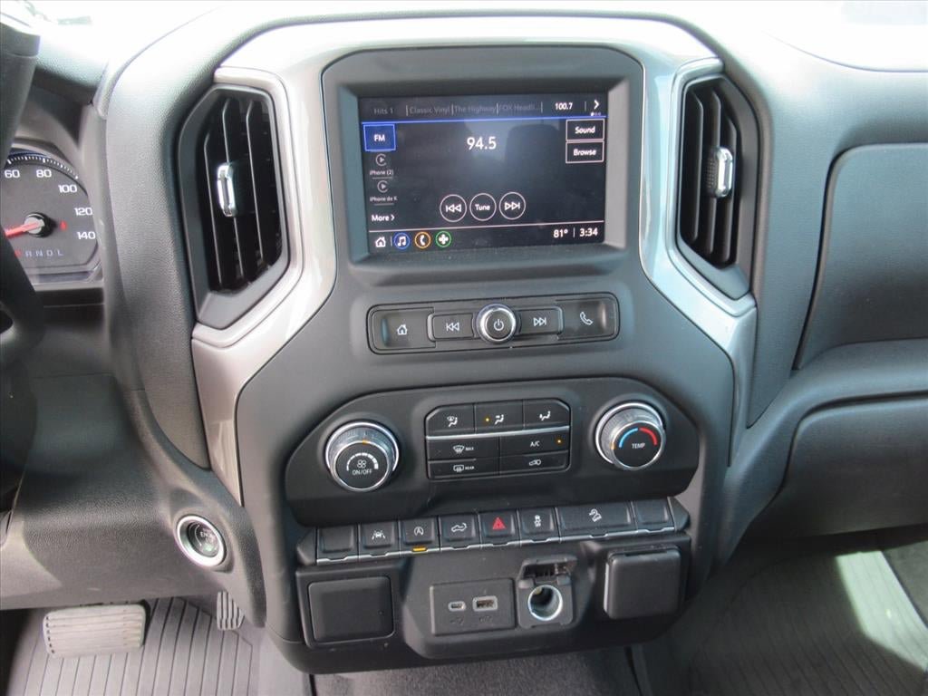 Used 2022 Chevrolet Silverado 1500 Custom Trail Boss AWD/4WD image 24