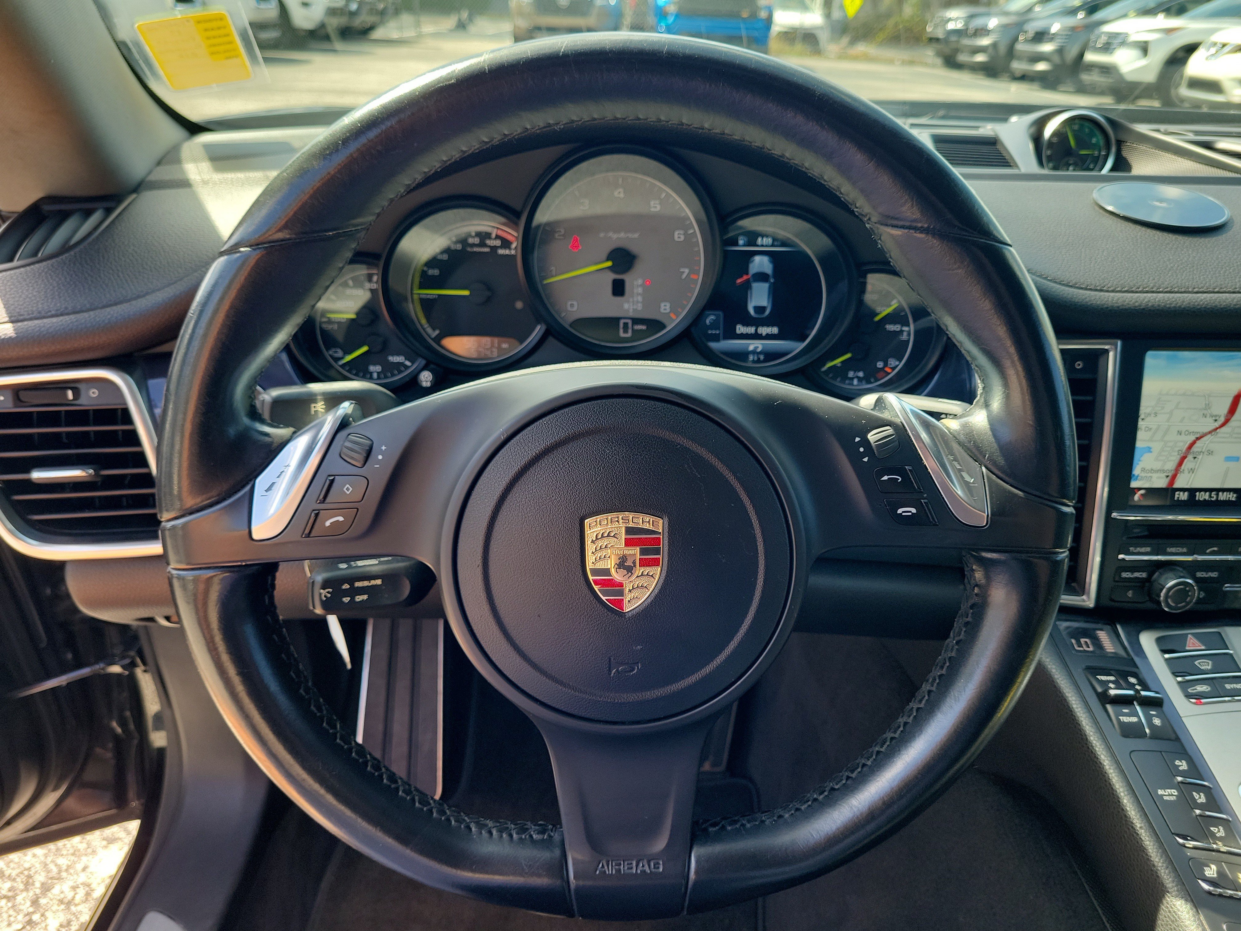Used 2015 Porsche Panamera S RWD image 17