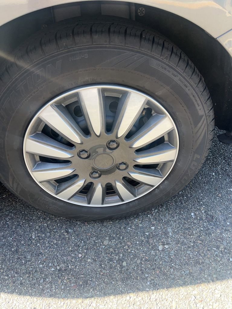 Used 2012 Ford Focus S FWD image 9