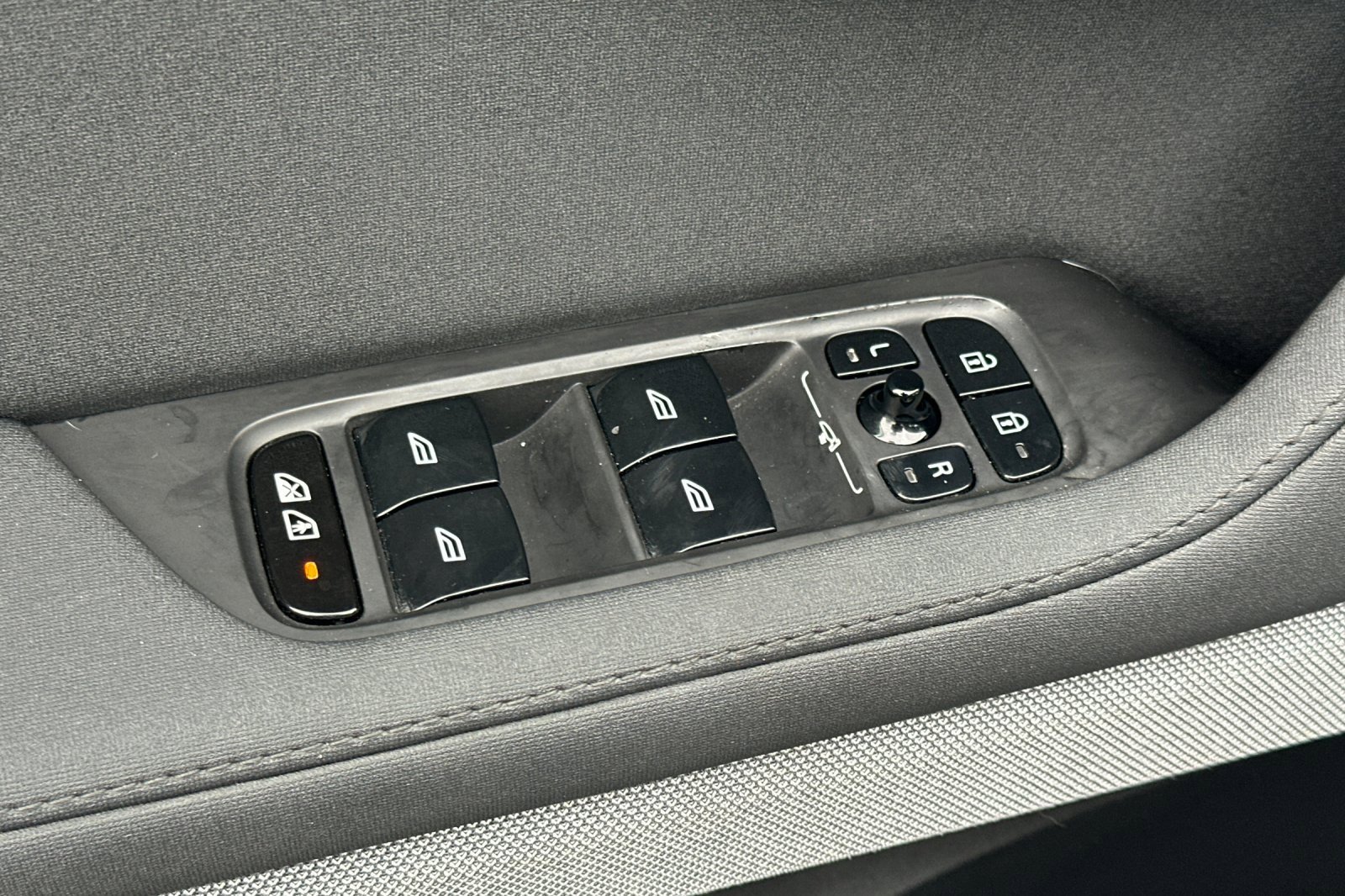 Used 2023 Polestar Polestar 2 Long Range Single Motor w/ Pilot Pack image 12