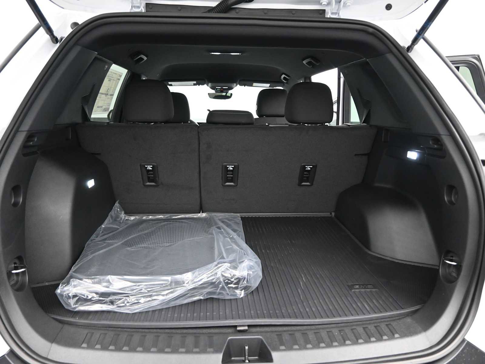 New 2026 GMC Terrain Elevation image 12