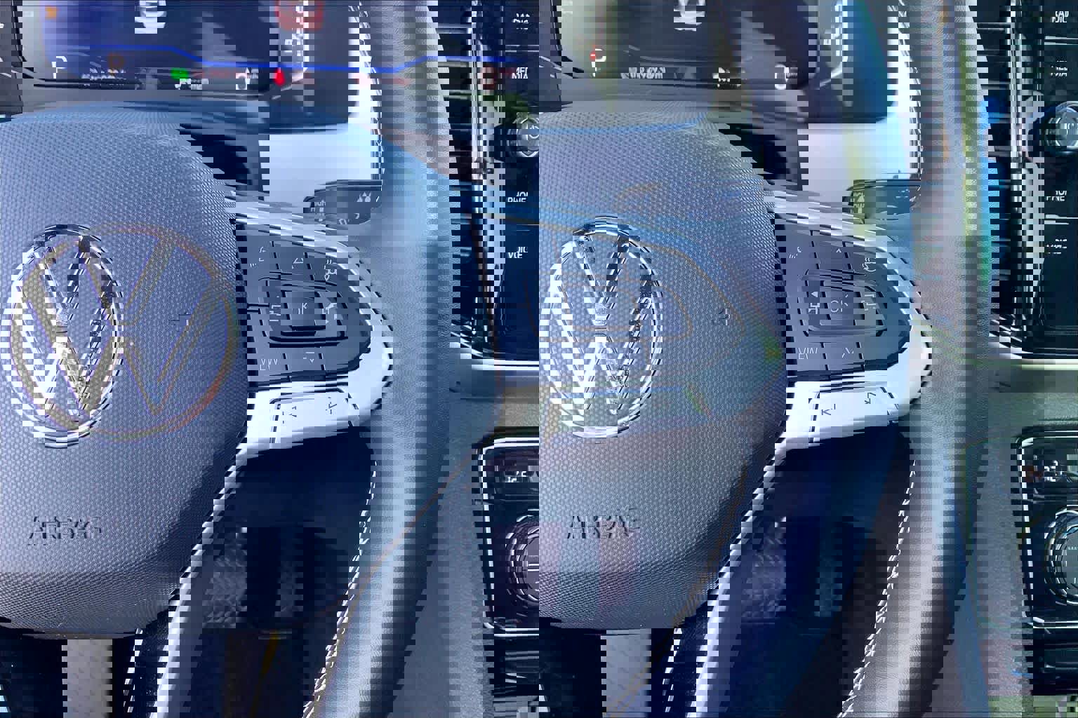 Used 2021 Volkswagen Atlas Cross Sport SEL image 25