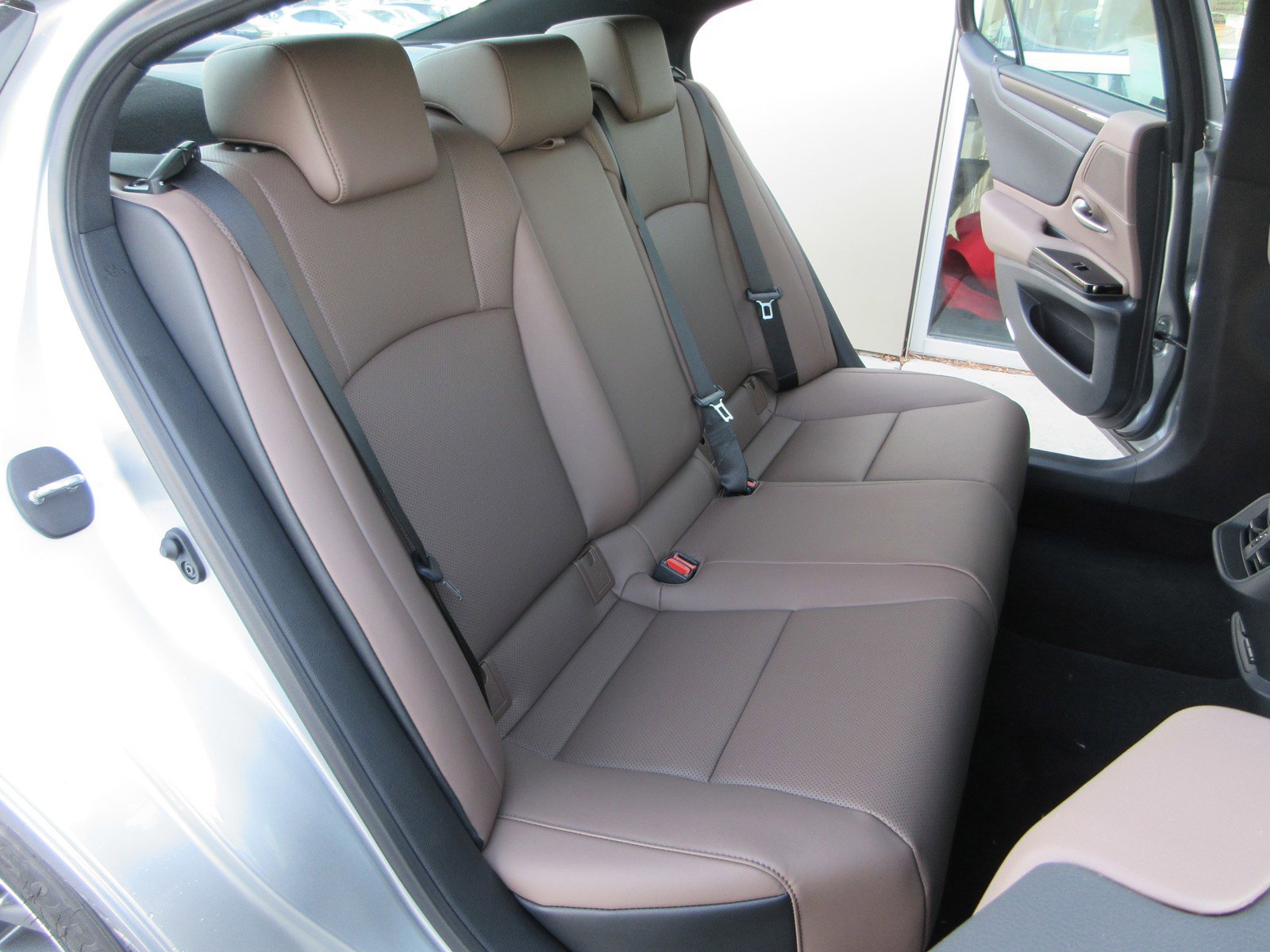 New 2025 Lexus ES 350 image 19