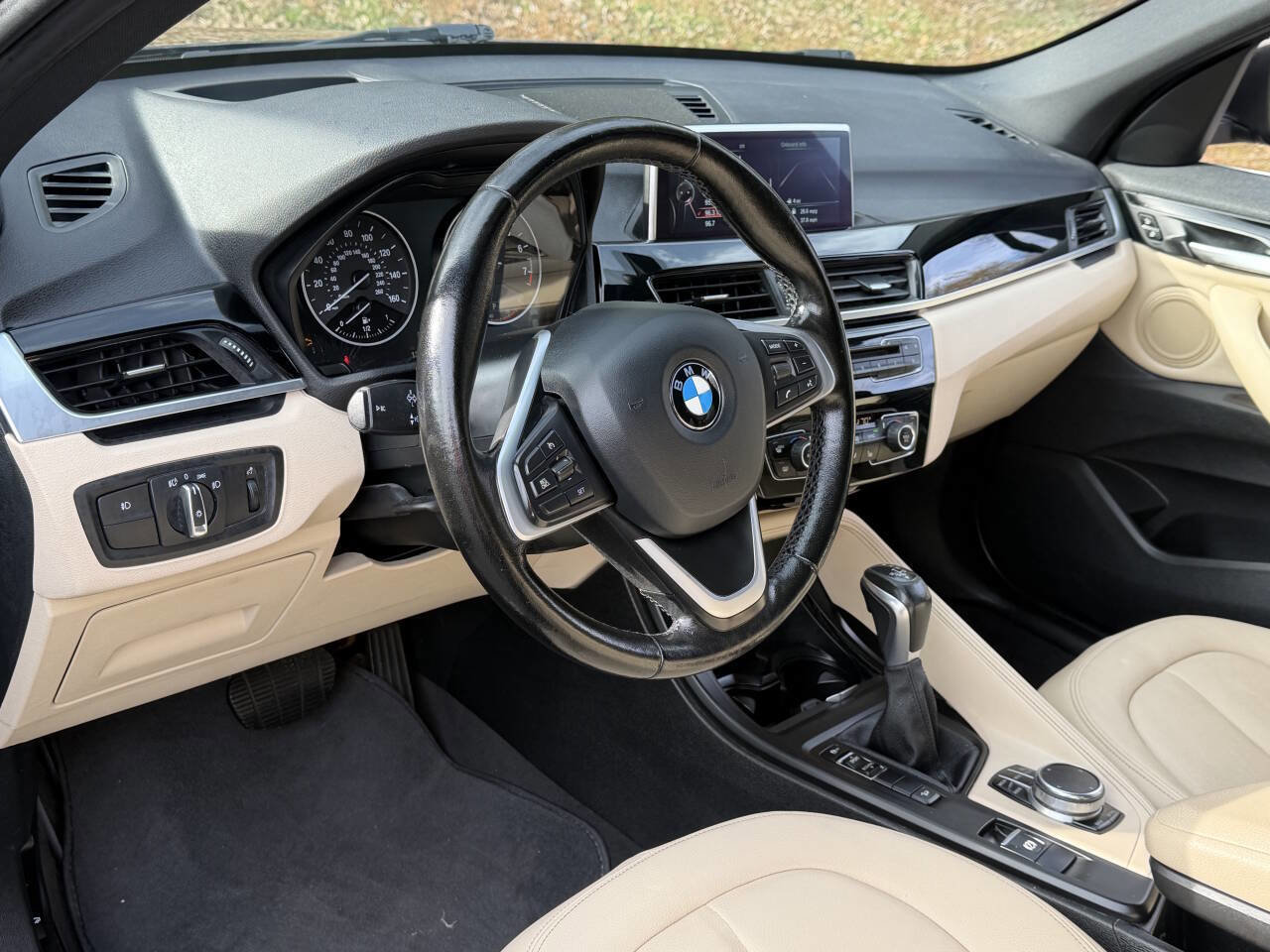 Used 2017 BMW X1 xDrive28i AWD/4WD image 22