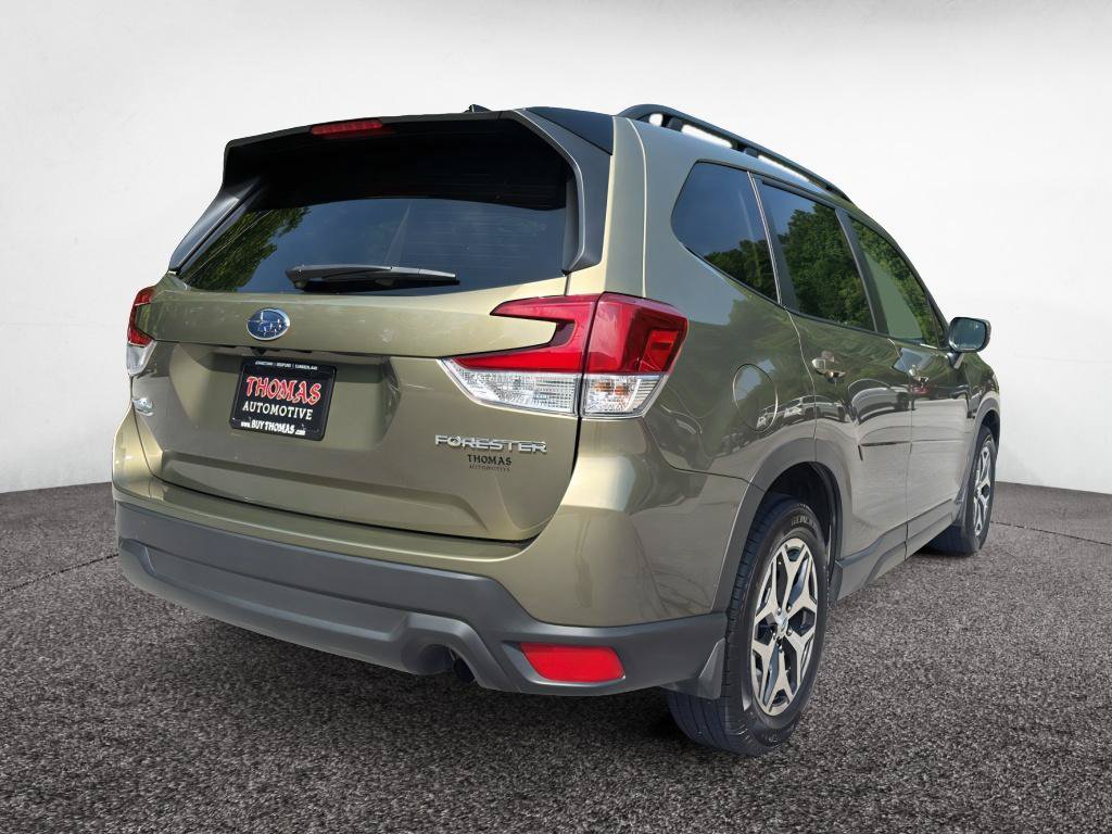 Certified 2024 Subaru Forester Premium AWD/4WD image 7