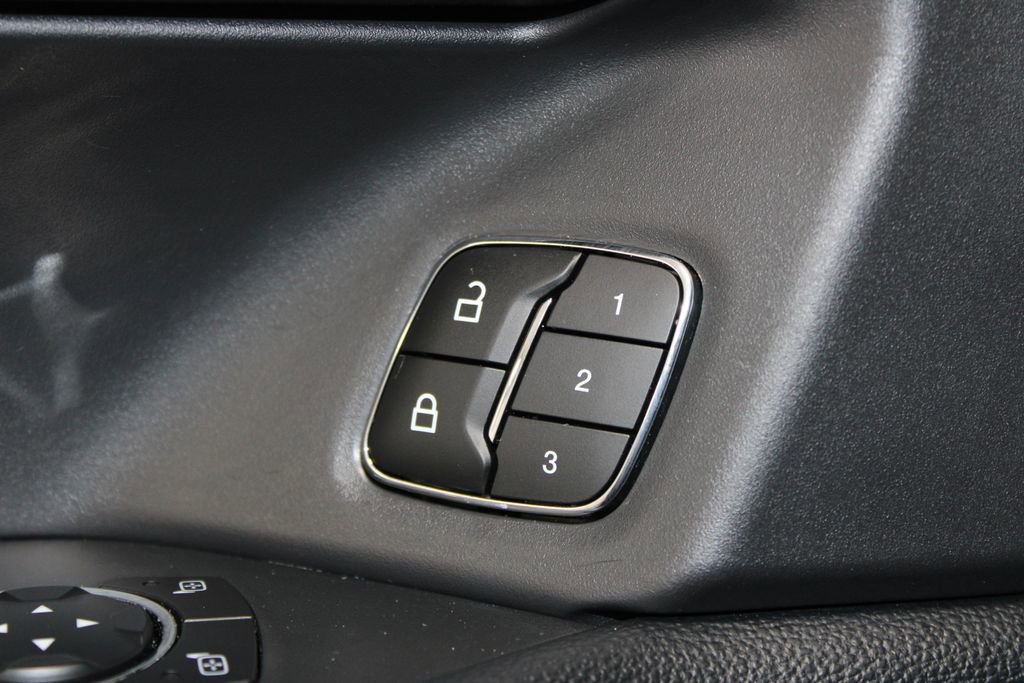 Used 2024 Ford Expedition XLT image 49