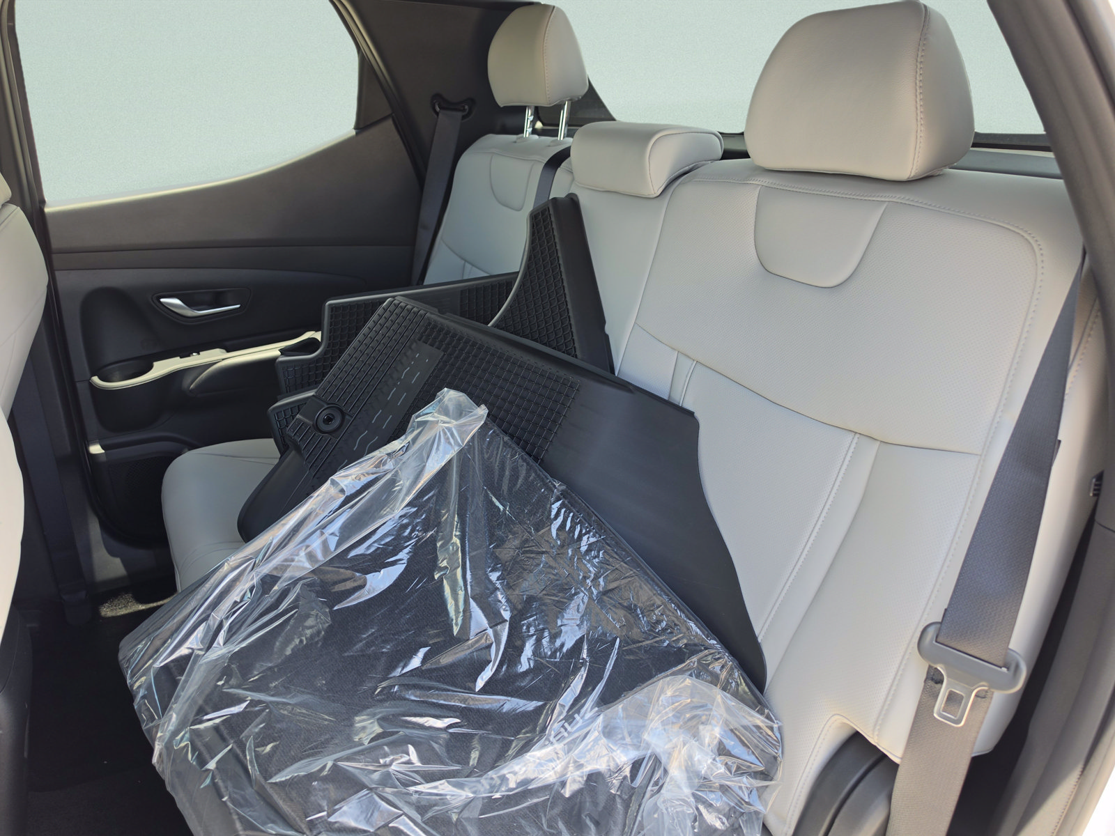 New 2026 Hyundai Santa Cruz SEL FWD image 19