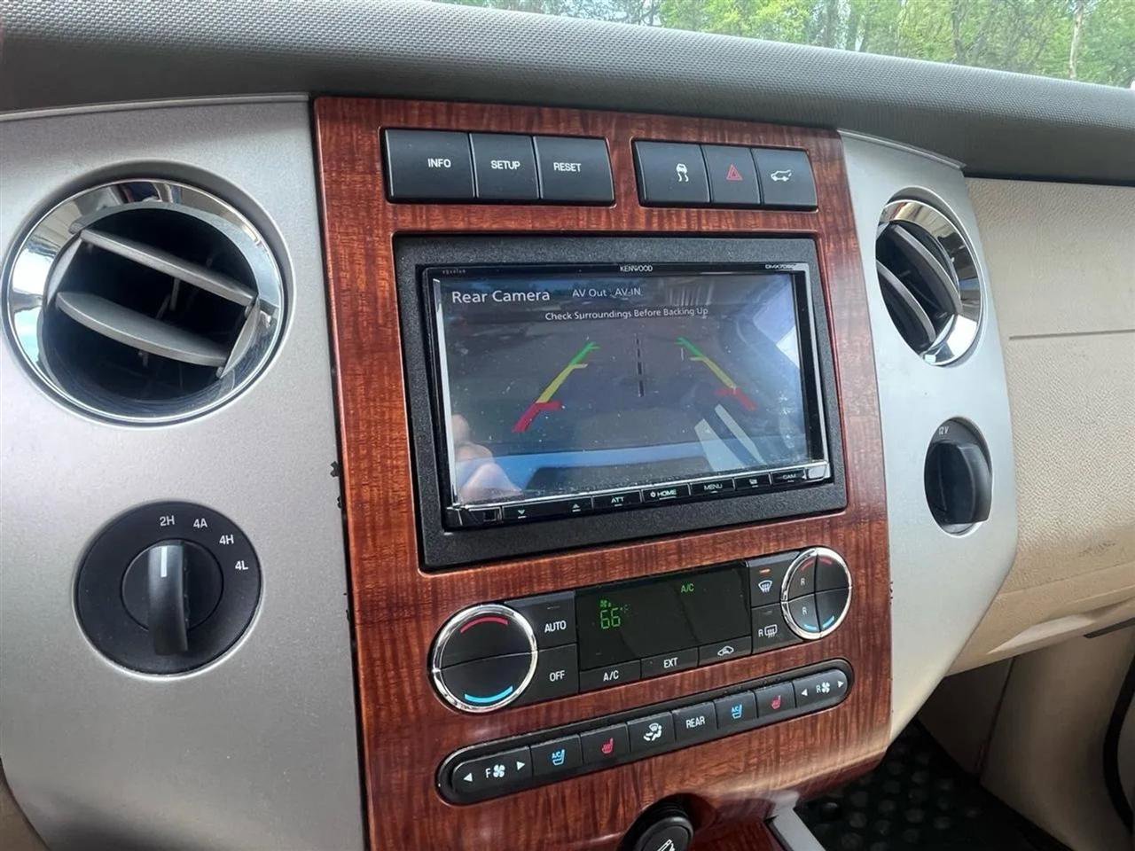 Used 2010 Ford Expedition Eddie Bauer AWD/4WD image 25