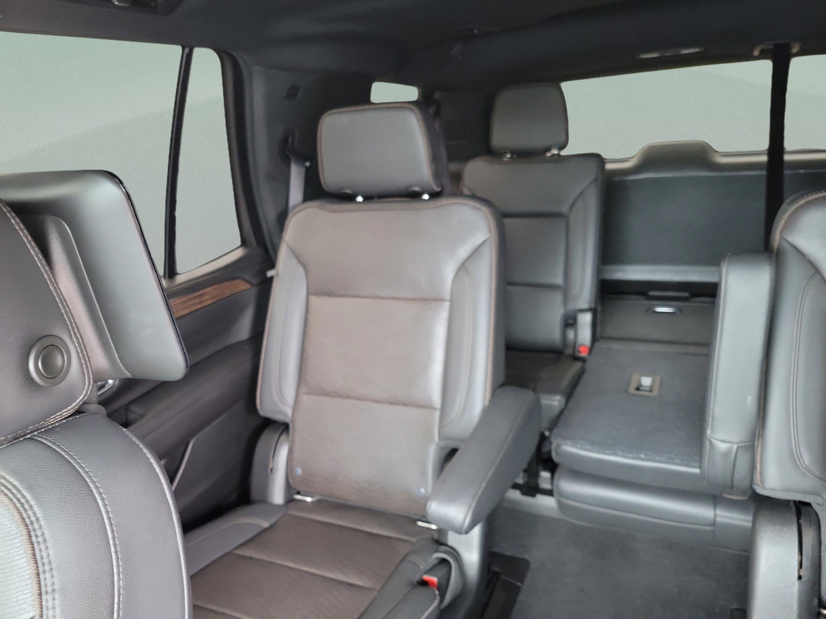 Used 2021 Chevrolet Tahoe High Country w/ Premium Package AWD/4WD image 23