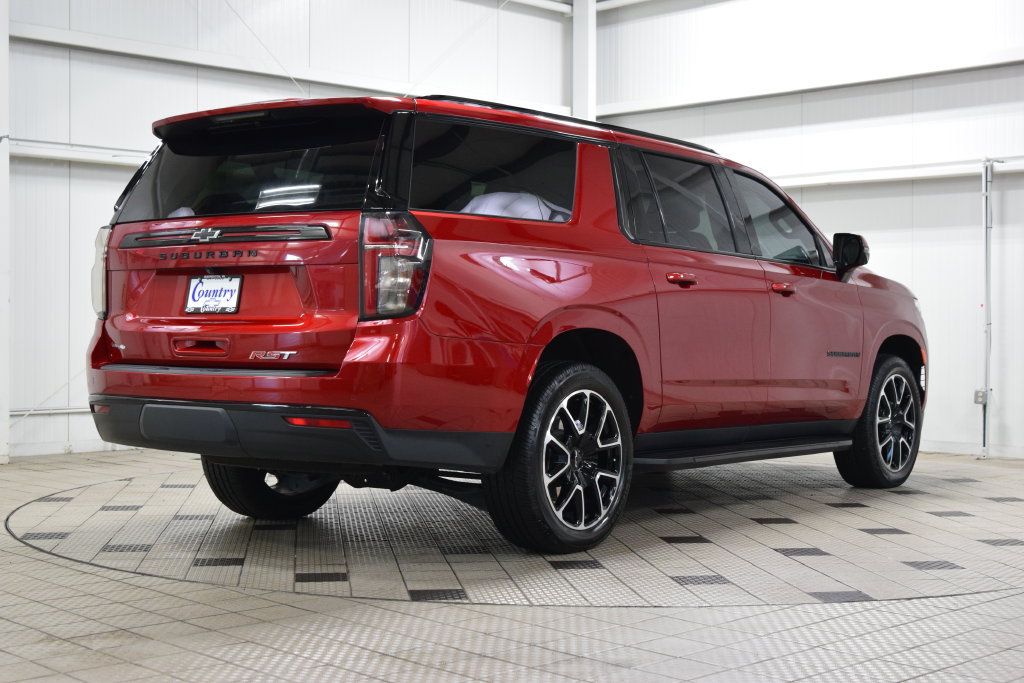 Used 2024 Chevrolet Suburban RST w/ Luxury Package AWD/4WD image 8