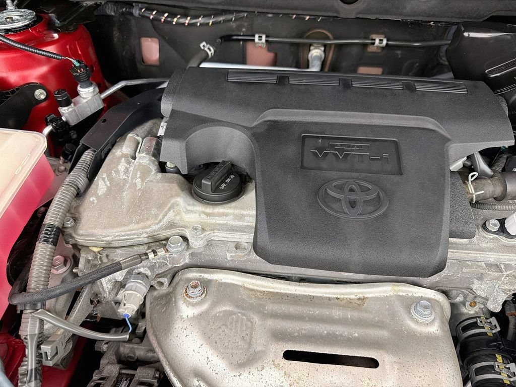 Used 2016 Toyota RAV4 XLE AWD/4WD image 30