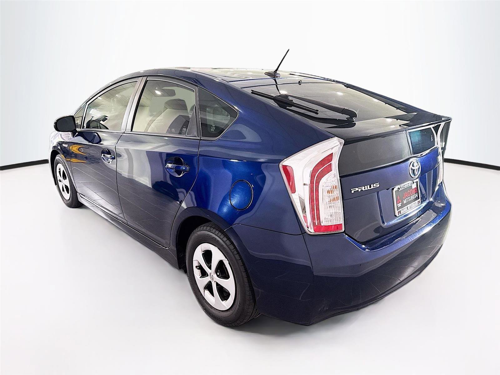 Used 2014 Toyota Prius Four image 3