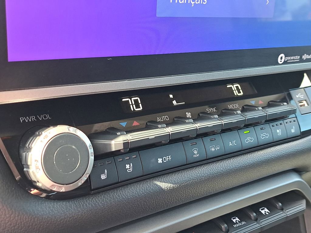 Used 2023 Toyota Tundra Limited image 23