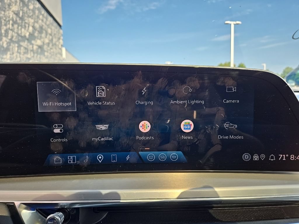 Certified 2023 Cadillac Lyriq AWD image 28