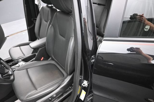 Used 2024 Buick Encore GX Sport Touring w/ Experience Buick Package AWD/4WD image 19