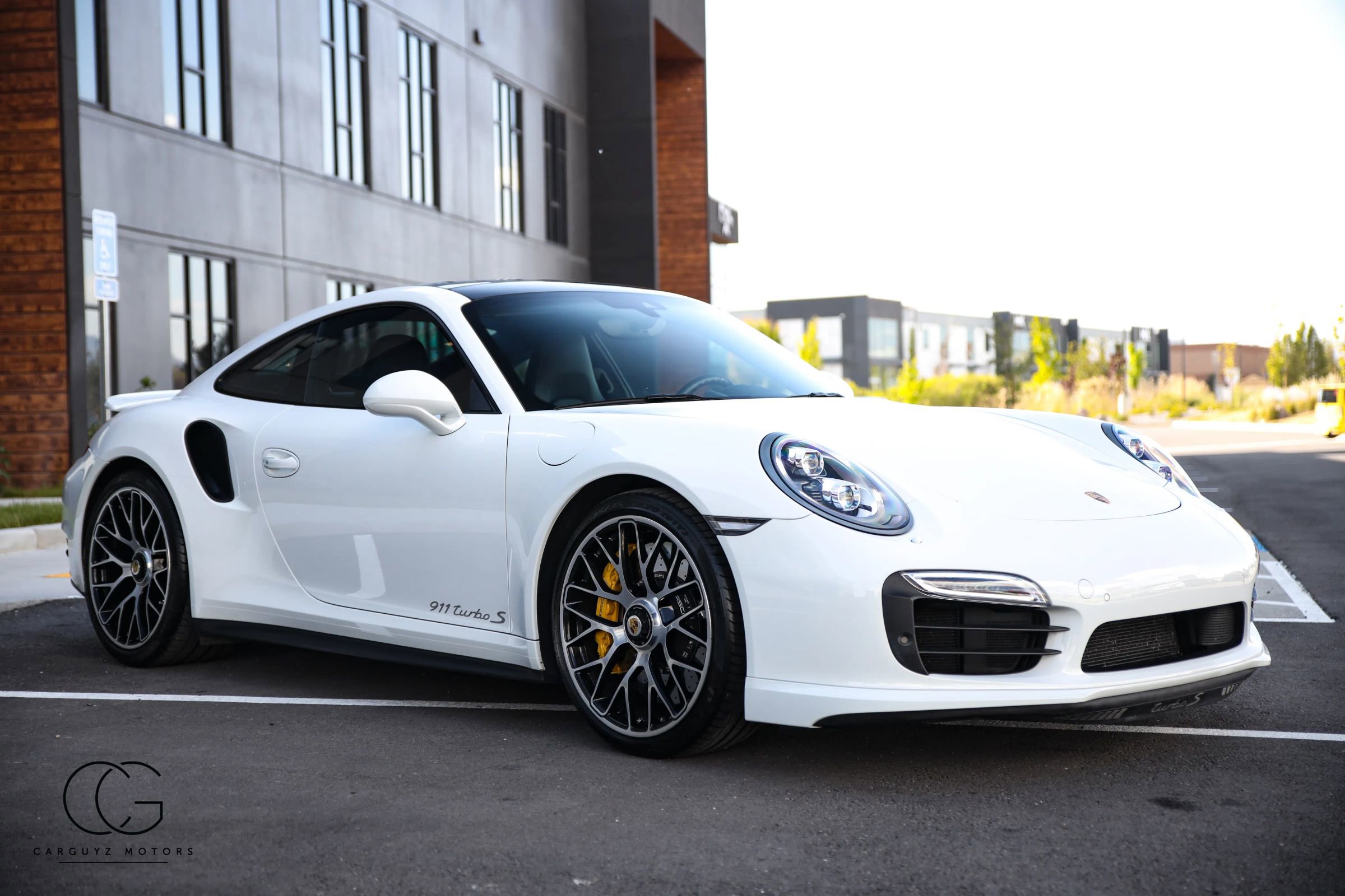Used 2014 Porsche 911 Turbo S AWD/4WD image 20