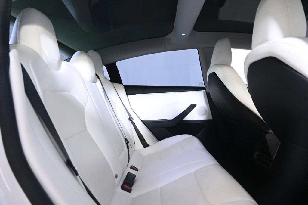 Used 2024 Tesla Model 3 RWD image 17