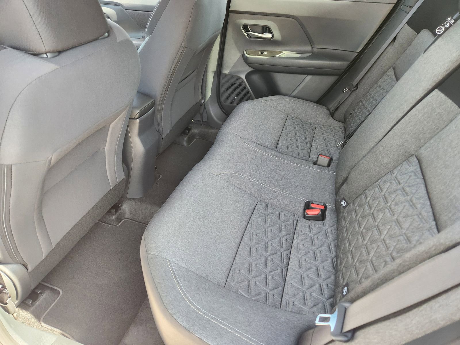 New 2026 Nissan Kicks SV w/ SV Premium Package image 26