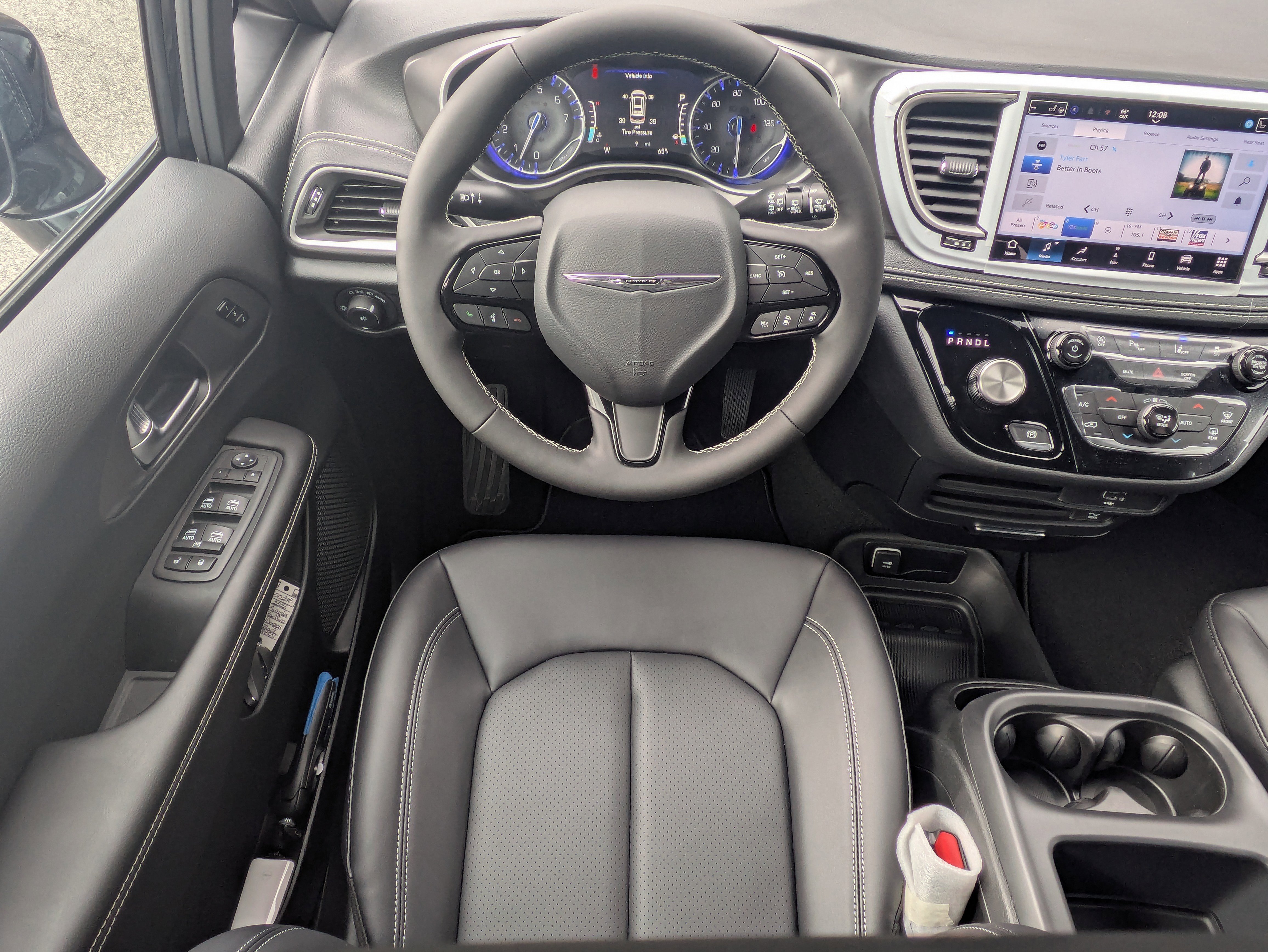 New 2026 Chrysler Pacifica Select image 16