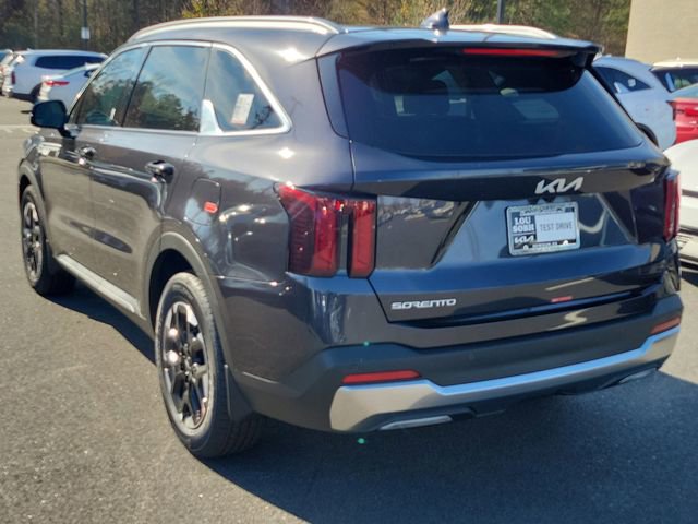 New 2026 Kia Sorento S w/ S Panoramic Sunroof Package image 6