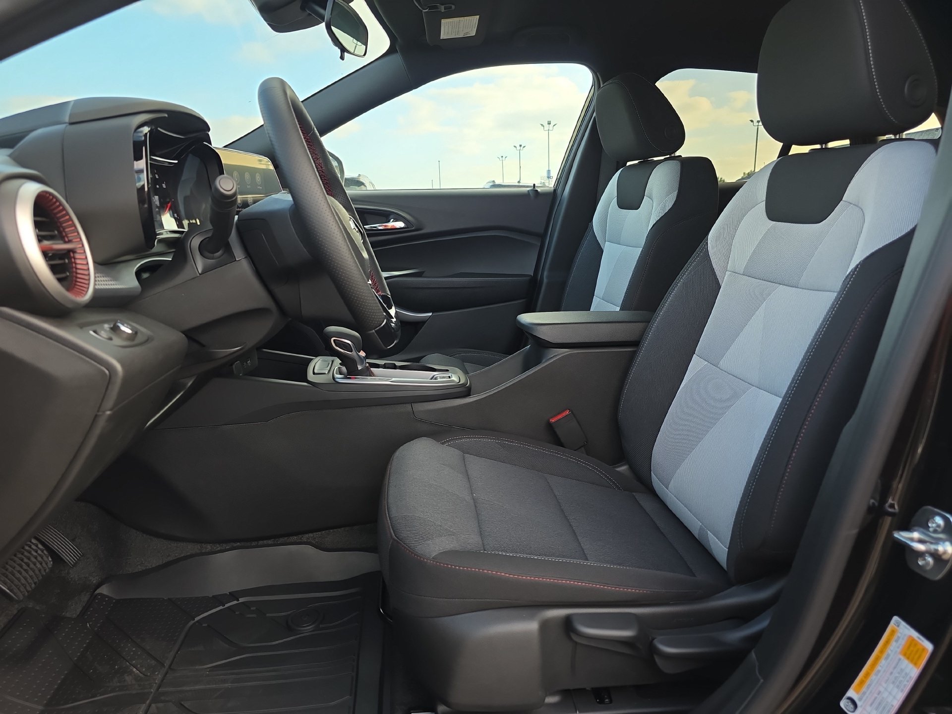 New 2026 Chevrolet Trax RS w/ Driver Confidence Package FWD image 6