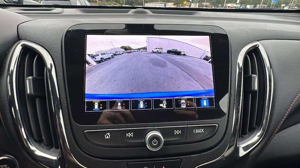 Used 2024 Chevrolet Equinox RS image 27
